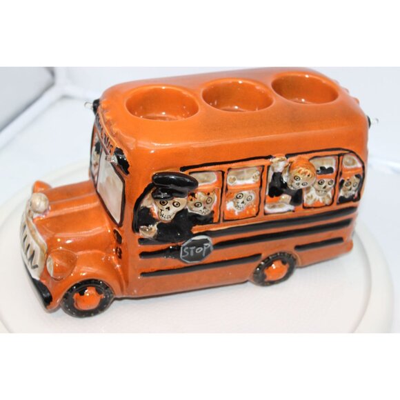 Yankee Candle - Boney Bunch Ghoul Bus Triple Tealight Holder 2014 - Picture 2 of 9